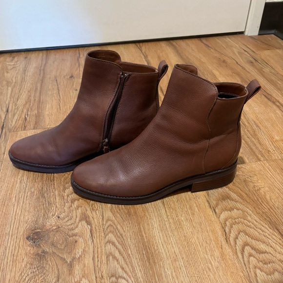 Cole Haan River Chelsea Boots 10.5 - Picture 3 of 4